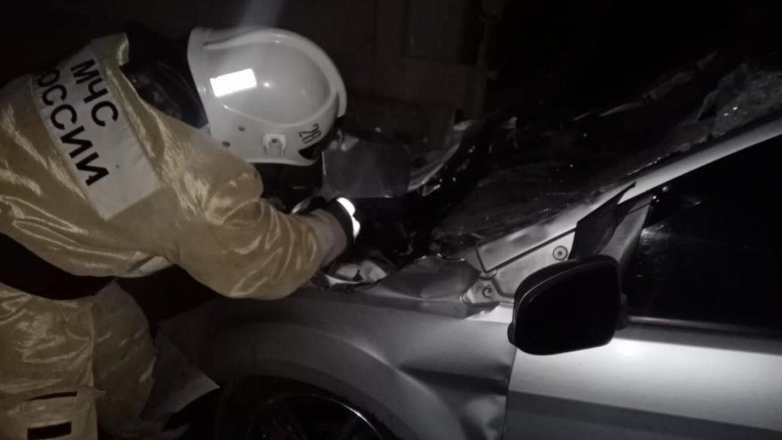 На Орловщине молодой водитель погиб, врезавшись в КамАЗ на «Форде»