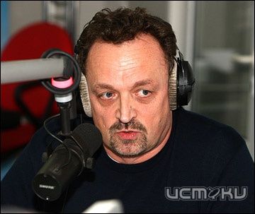 Комментатор Виктор Гусев прокомментирует игру детей-сирот из деревни Лаврово Комментатор Виктор Гусев прокомментирует игру детей-сирот из деревни Лаврово