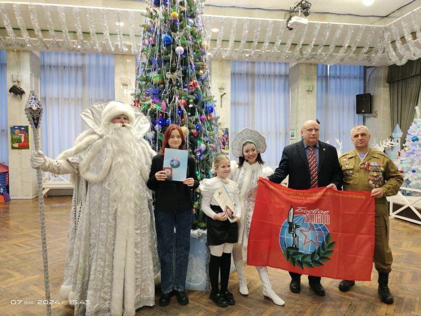 В Орловском театре кукол состоялось благотворительное мероприятие «Ёлка Победы» для детей из семей участников СВО