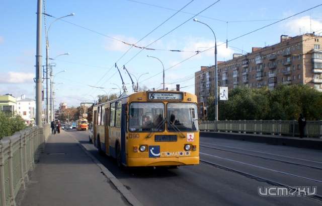 Временно закроют движение троллейбусов по Наугорскому шоссе Временно закроют движение троллейбусов по Наугорскому шоссе