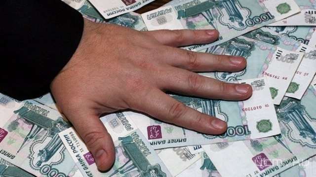 Двое орловчан украли выручку автомойки Двое орловчан украли выручку автомойки