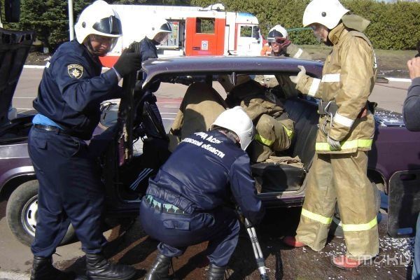 Их служба опасна и трудна Их служба опасна и трудна