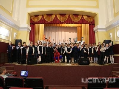 Полицейские рассказали орловским школьникам о безопасном поведении Полицейские рассказали орловским школьникам о безопасном поведении