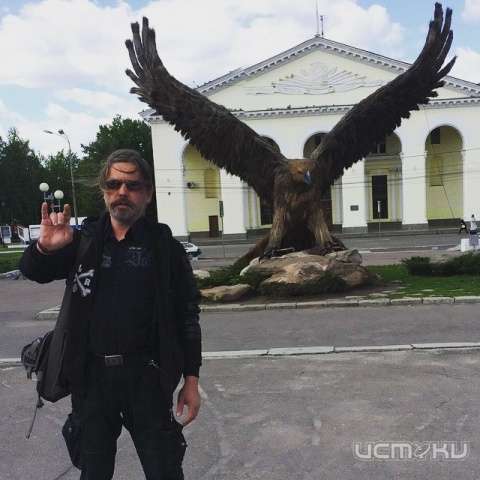 В Орле все же будут судить Сергея Троицкого - лидера рок - группы "Коррозия металла" В Орле все же будут судить Сергея Троицкого - лидера рок - группы "Коррозия металла"