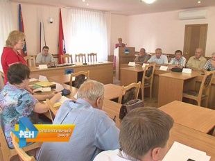 Актуальная информация - в жертву подготовленным отчетам: в мэрии прошел круглый стол по вопросам ЖКХ 