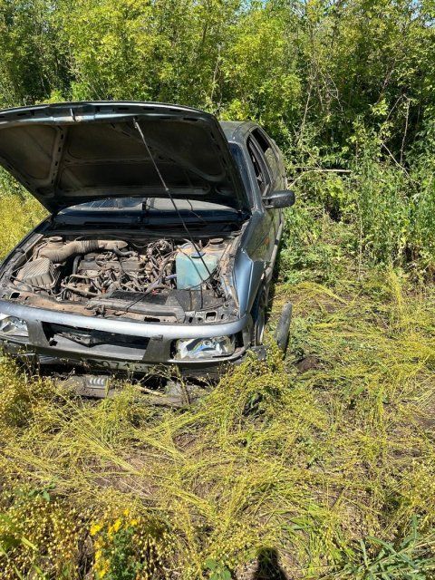 В одном из районов Орловской области машина съехала с дороги. Есть пострадавший