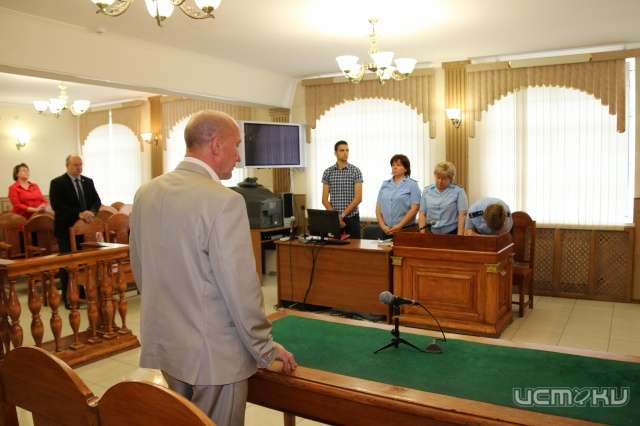 Директора «Орловского полесья» оправдали по делу о вырубке деревьев Директора «Орловского полесья» оправдали по делу о вырубке деревьев