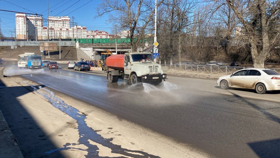 «До идеальной уборки»: мэр Парахин пообещал, что периферийные улицы Орла будут в чистоте