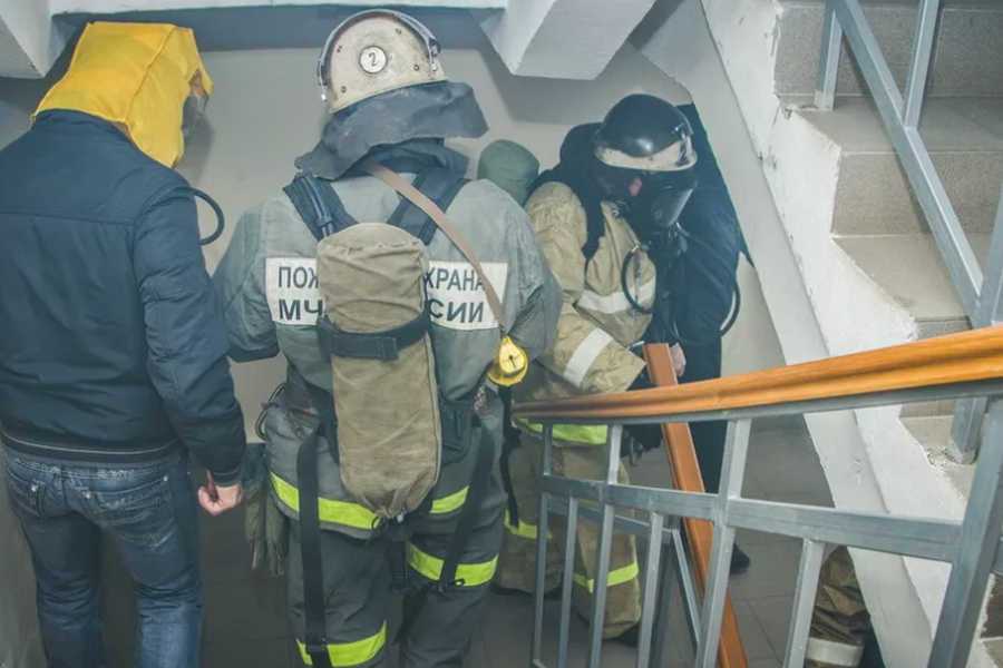 Из девятиэтажки на ул. Матросова в Орле эвакуировали 10 жильцов