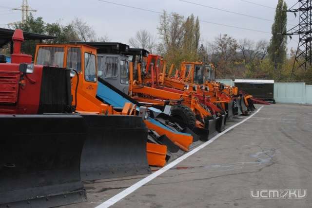 Подготовка к зимнему содержанию дорог продолжается Подготовка к зимнему содержанию дорог продолжается