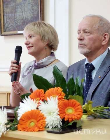 Директор Орловской библиотеки им. И. А. Бунина ушел в отставку Директор Орловской библиотеки им. И. А. Бунина ушел в отставку