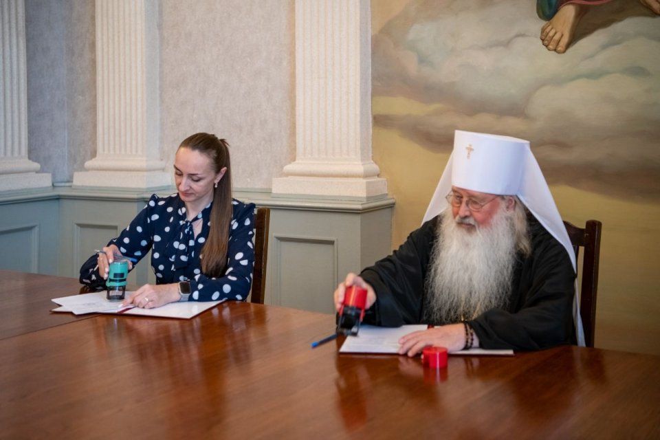 Орловский митрополит и руководитель «Защитников отечества» заключили соглашение