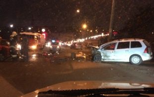 Тройное ДТП парализовало Орёл