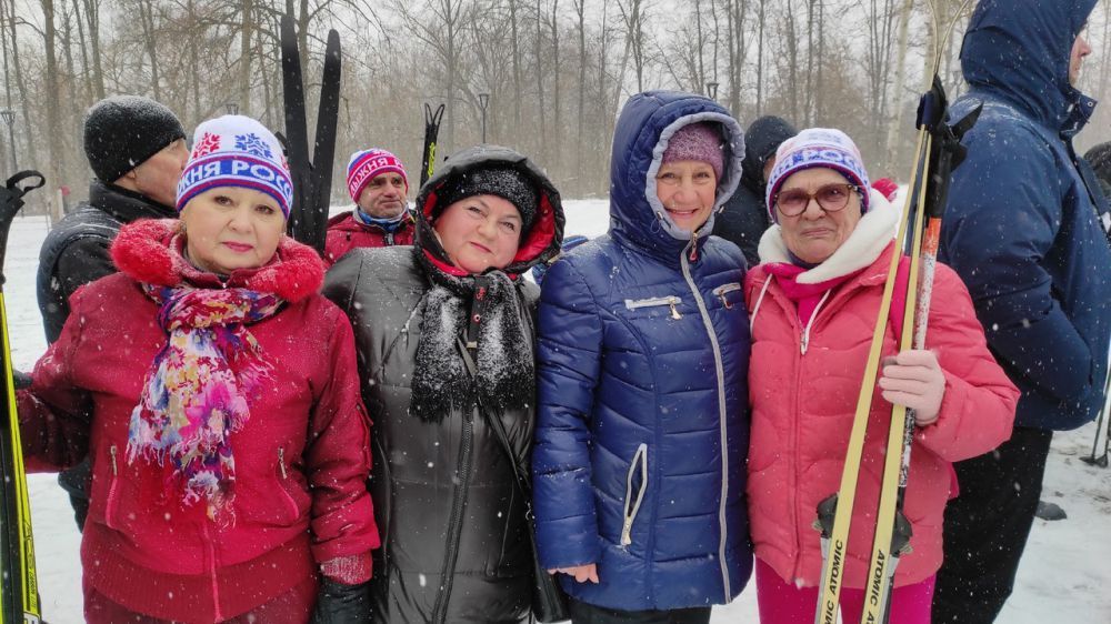 Орловчане приняли участие в самой массовой зимней гонке
