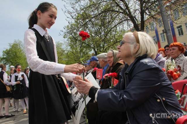 В Орловской области запустили акцию «Поздравь ветерана» В Орловской области запустили акцию «Поздравь ветерана»