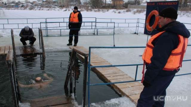 В Орловской области определили места для крещенских купаний В Орловской области определили места для крещенских купаний
