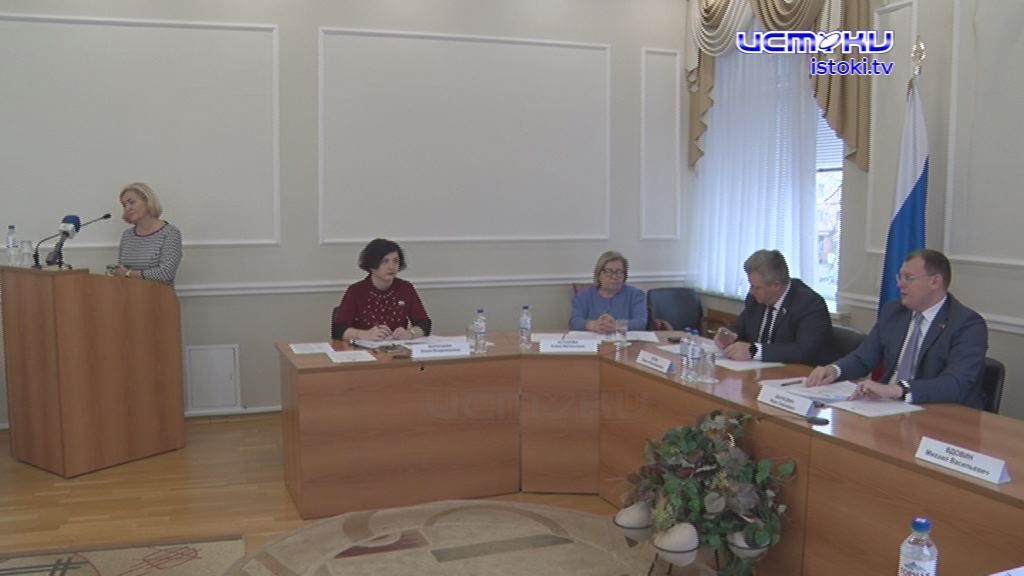 Народные избранники обсудили вопросы касающиеся областного бюджета на 2023 год.