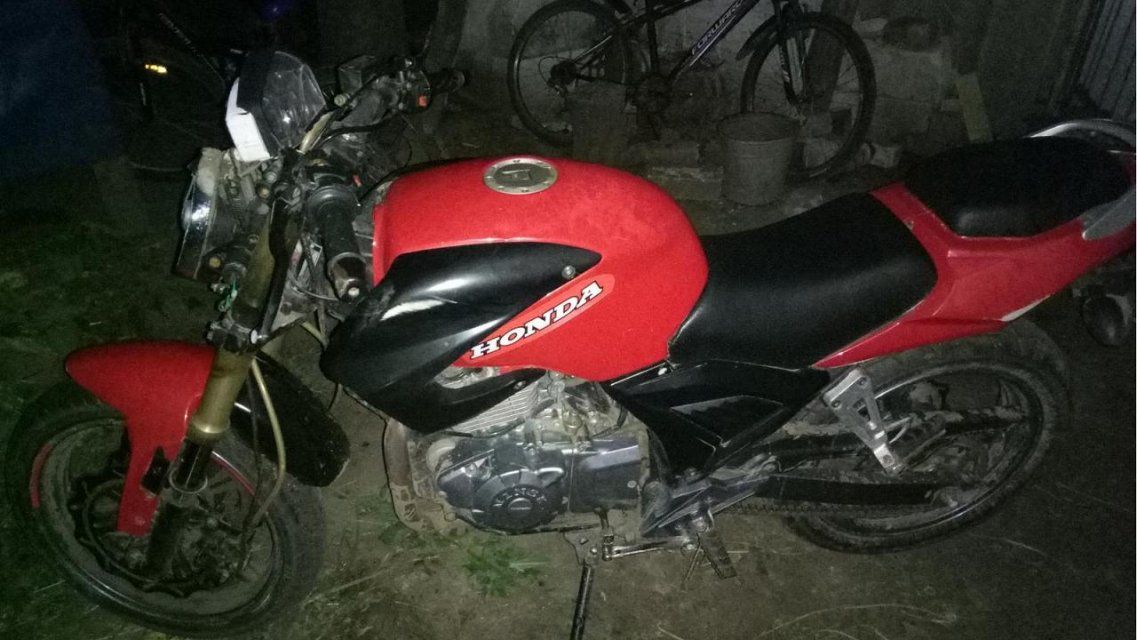 Рулил мотоциклом без прав: в ДТП на Орловщине пострадали два подростка