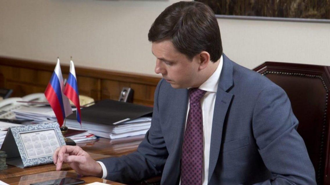 ВИДЕО: губернатор Андрей Клычков поздравил жителей Орловщины с Рождеством в соцсетях 