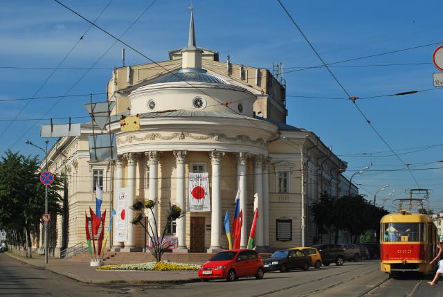 "Свободное пространство" закрывает театральный сезон "Свободное пространство" закрывает театральный сезон