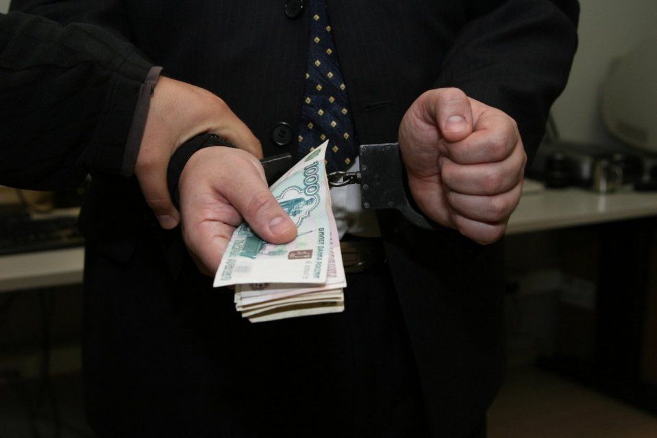 Орловчанин похитил со счёта пенсионера почти 40 тысяч рублей