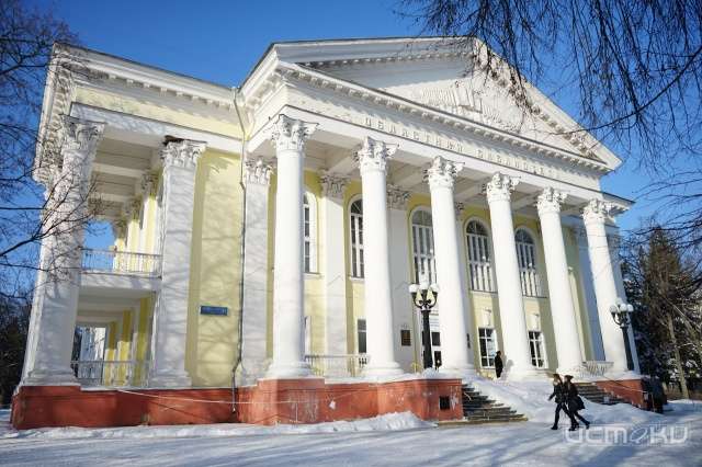 К Международному дню борьбы с наркоманией в Орле открыли выставку К Международному дню борьбы с наркоманией в Орле открыли выставку