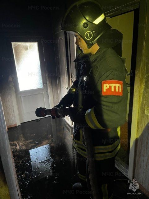 В Орле случился пожар в многоквартирном доме