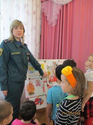 Лучший инспектор Государственного пожарного надзора ЦФО служит в Орле Лучший инспектор Государственного пожарного надзора ЦФО служит в Орле