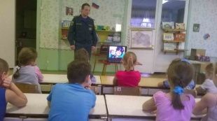 В Орловской области продолжаются мероприятия по профилактике пожаров В Орловской области продолжаются мероприятия по профилактике пожаров