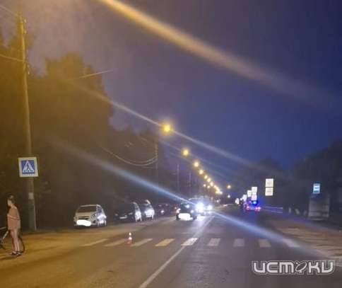 Неизвестный сбил подростка на пешеходном переходе и скрылся с места ДТП Неизвестный сбил подростка на пешеходном переходе и скрылся с места ДТП