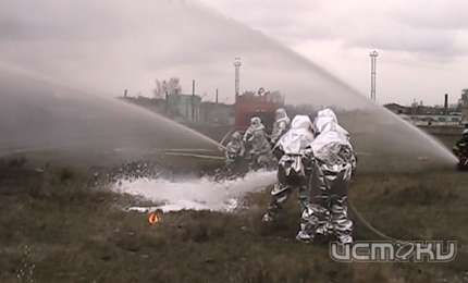 Орловские спасатели тренируются на Всероссийских учениях Орловские спасатели тренируются на Всероссийских учениях