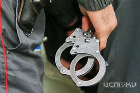 В орловском кафе неизвестные избили полицейского В орловском кафе неизвестные избили полицейского