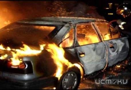 В области продолжают гореть автомобили В области продолжают гореть автомобили