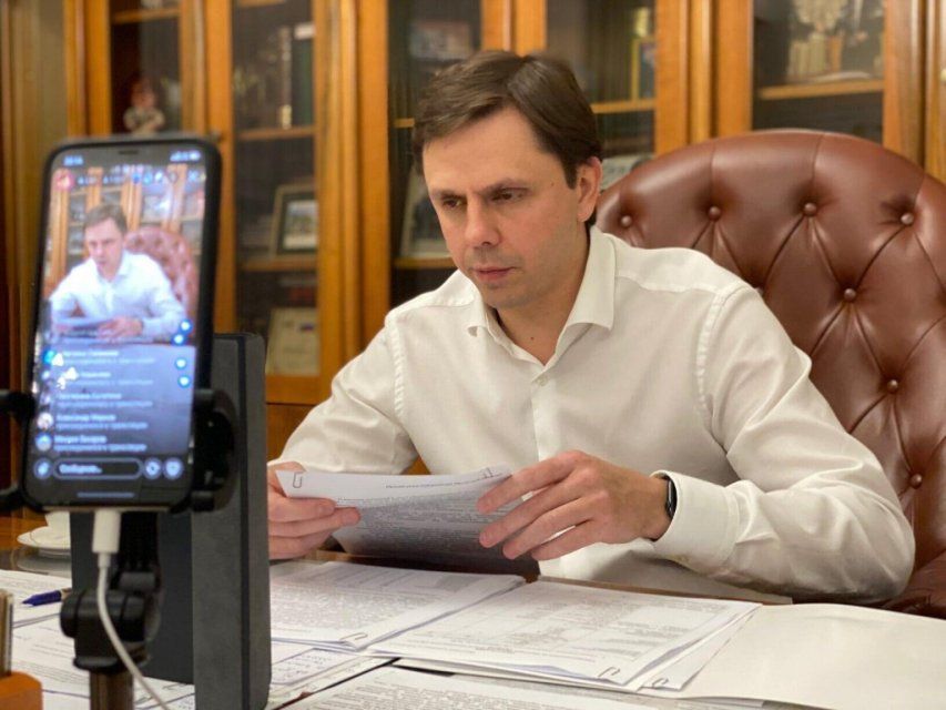 Глава региона Андрей Клычков вновь провел прямой эфир в социальных сетях. Какие темы он затронул на этот раз? 