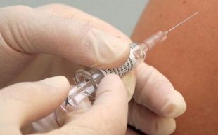 В Орловскую область завезли прививку от гриппа