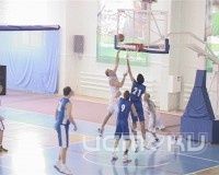 Студенты-баскетболисты сыграют с питерской командой Студенты-баскетболисты сыграют с питерской командой