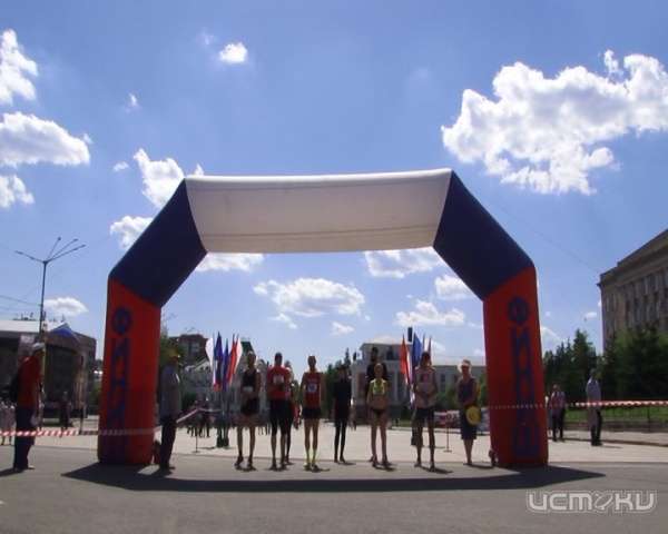 В Орле прошел легкоатлетический пробег В Орле прошел легкоатлетический пробег