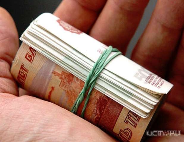 Двое мужчин вымогали у студента 50 тысяч рублей Двое мужчин вымогали у студента 50 тысяч рублей