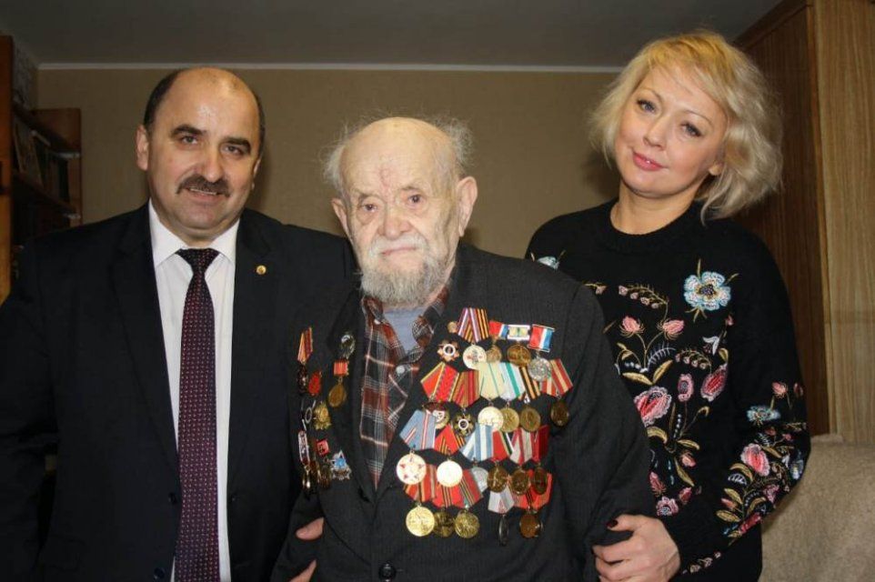 В Знаменском районе поздравили со столетием ветерана ВОВ