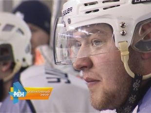 Орловские хоккеисты одержали долгожданную победу 