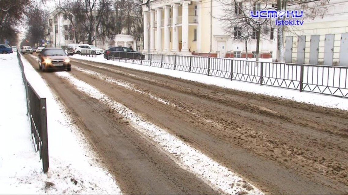 Неуд за уборку города: орловские чиновники не заметили с утра нерасчищенных дорог