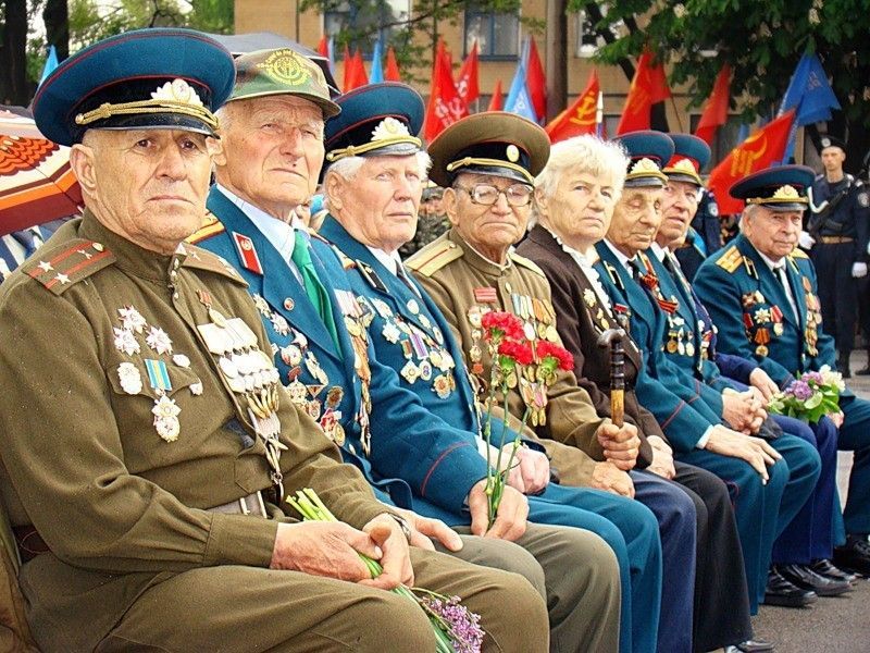 На Орловщине 19 ветеранов-фронтовиков получат путинские выплаты