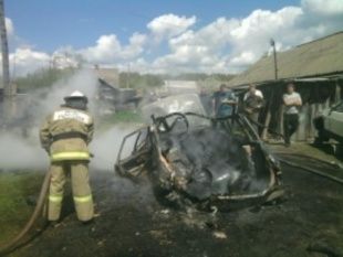 В Дмитровском районе сгорел автомобиль
