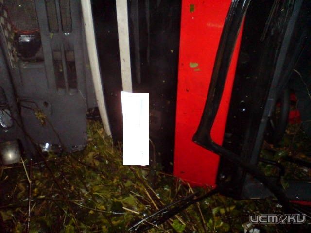 Автомобиль спецсвязи Москвы попал в ДТП на территории Орловской области Автомобиль спецсвязи Москвы попал в ДТП на территории Орловской области