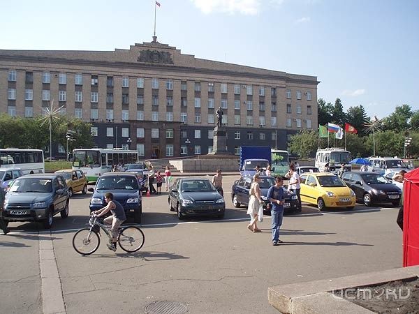 Как будет выглядеть главная площадь города? Как будет выглядеть главная площадь города?