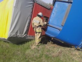 Во Мценском районе грузовик MAN съехал в кювет