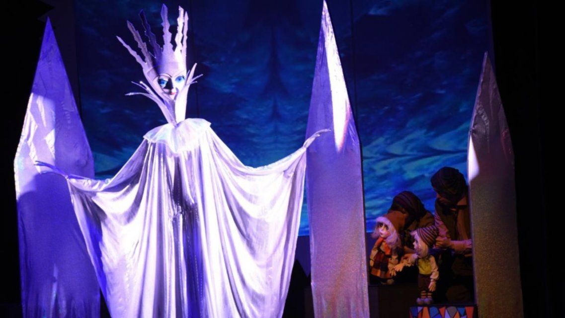 В орловском театре кукол состоялась премьера спектакля «Снежная королева»