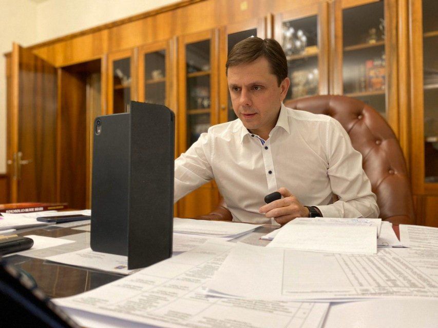 Глава региона Андрей Клычков провеё очередной прямой эфир в соцсети ВКонтакте. Какие темы губернатор затронул на этот раз?