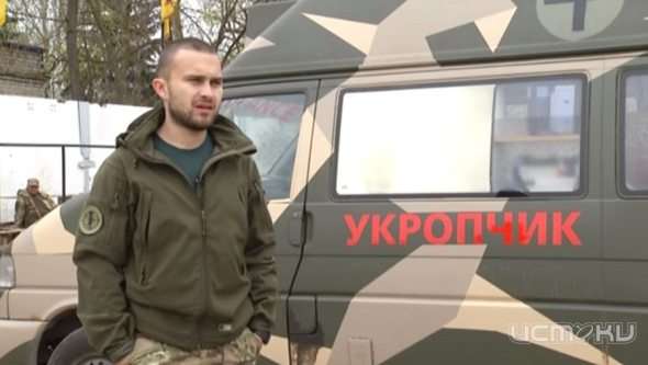 Орловчанин воюет на Украине в батальоне "Азов" Орловчанин воюет на Украине в батальоне "Азов"