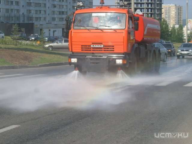 Дорожные сети могут начать мыть уже сегодня ночью Дорожные сети могут начать мыть уже сегодня ночью